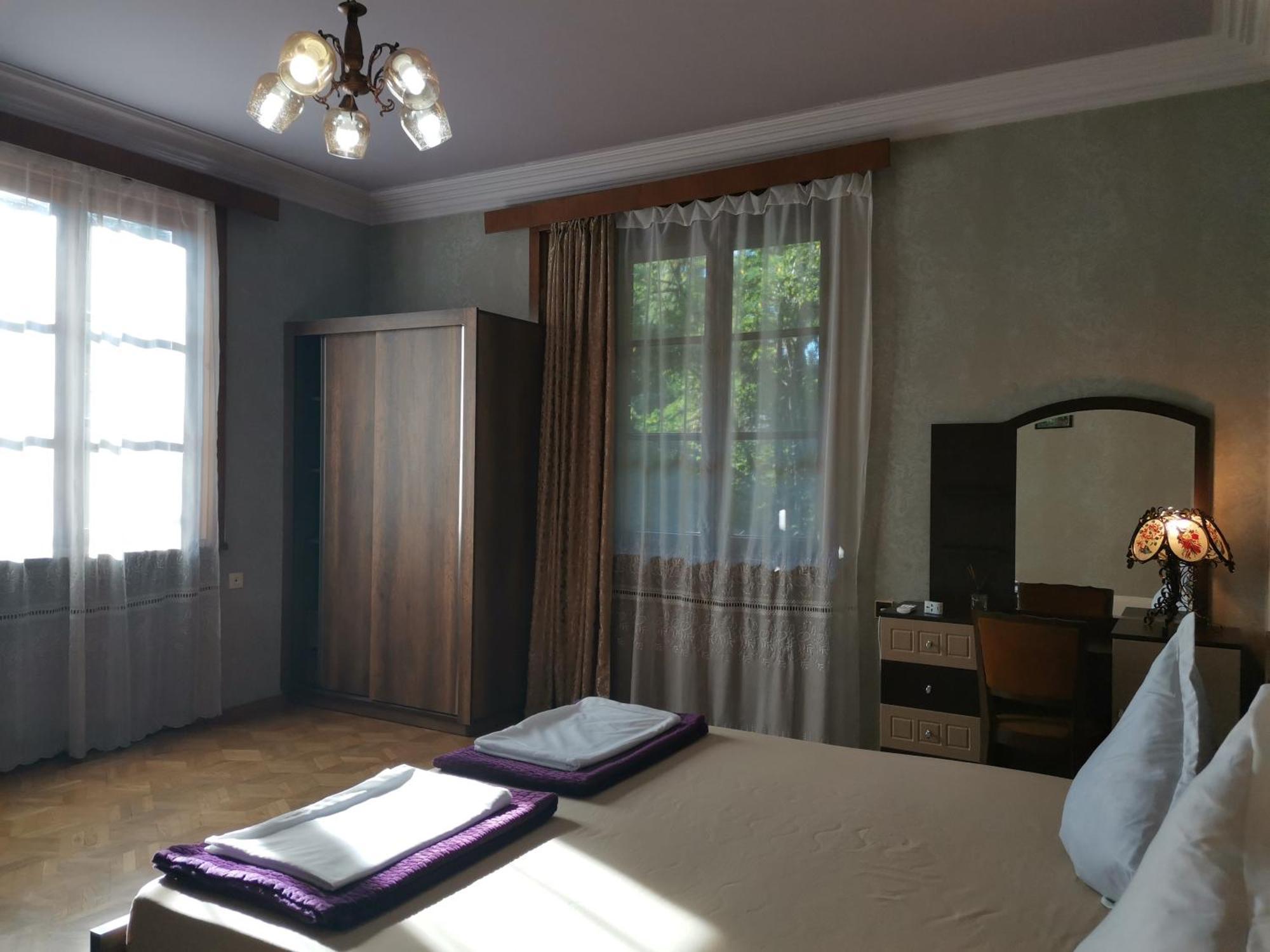 Hostel European Backpackers 欧洲背包客&大厨房 Tbilisi Zewnętrze zdjęcie