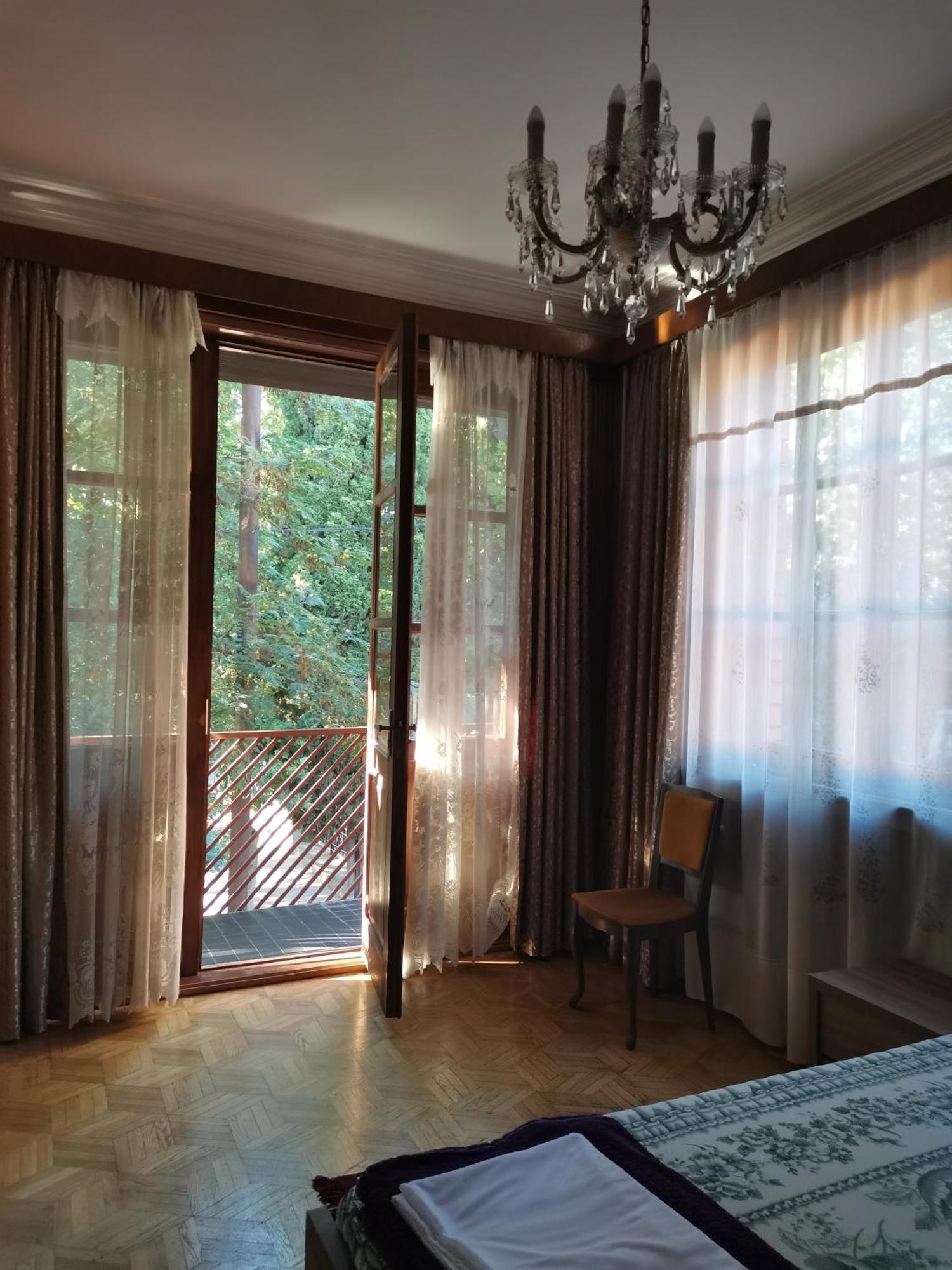 Hostel European Backpackers 欧洲背包客&大厨房 Tbilisi Zewnętrze zdjęcie